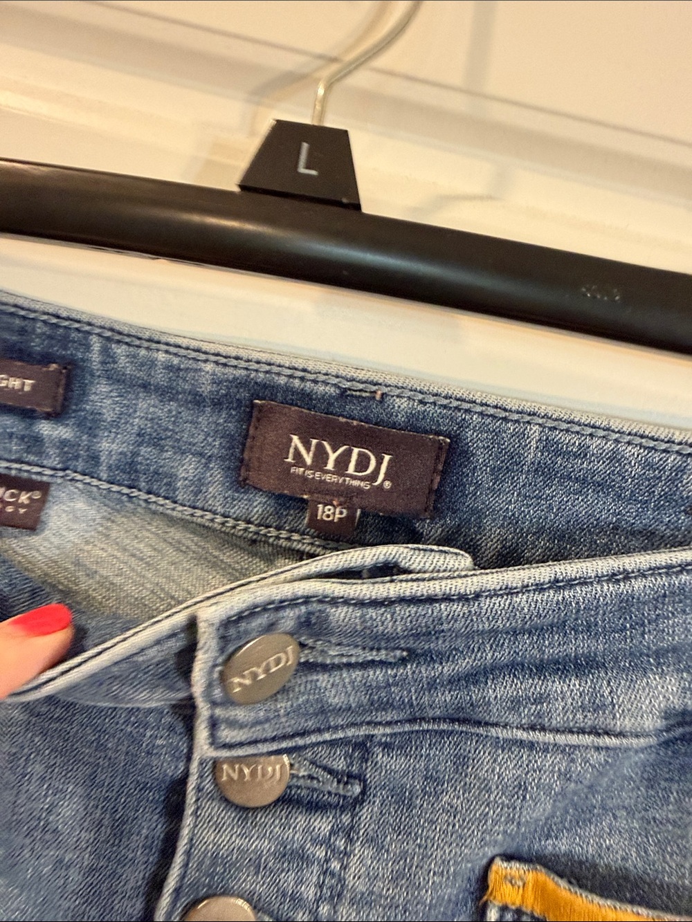 NYDJ Marilyn straight button flaw crop Jeans 18P - Picture 3 of 4